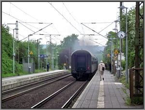 Zum Vergrößern auf das Bild klicken! Dort können Sie auch blättern und die Bildunterschriften lesen! CFL-2301 in Föhren