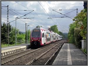 Zum Vergrößern auf das Bild klicken! Dort können Sie auch blättern und die Bildunterschriften lesen! 429 123 in Föhren