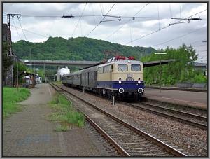 Zum Vergrößern auf das Bild klicken! Dort können Sie auch blättern und die Bildunterschriften lesen! E10 1239 in Ehrang