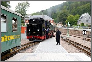 Zum Vergrößern auf das Bild klicken! Dort können Sie auch blättern und die Bildunterschriften lesen! 99 1793 in Kurort Kipsdorf
