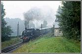 38 205 verlsst mit dem Intraflug-Sonderzug den Bf Wolkenstein